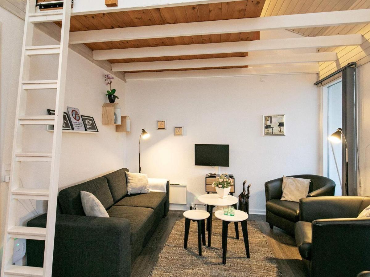 4 Person Holiday Home In R Sk Bing Ærøskøbing Extérieur photo